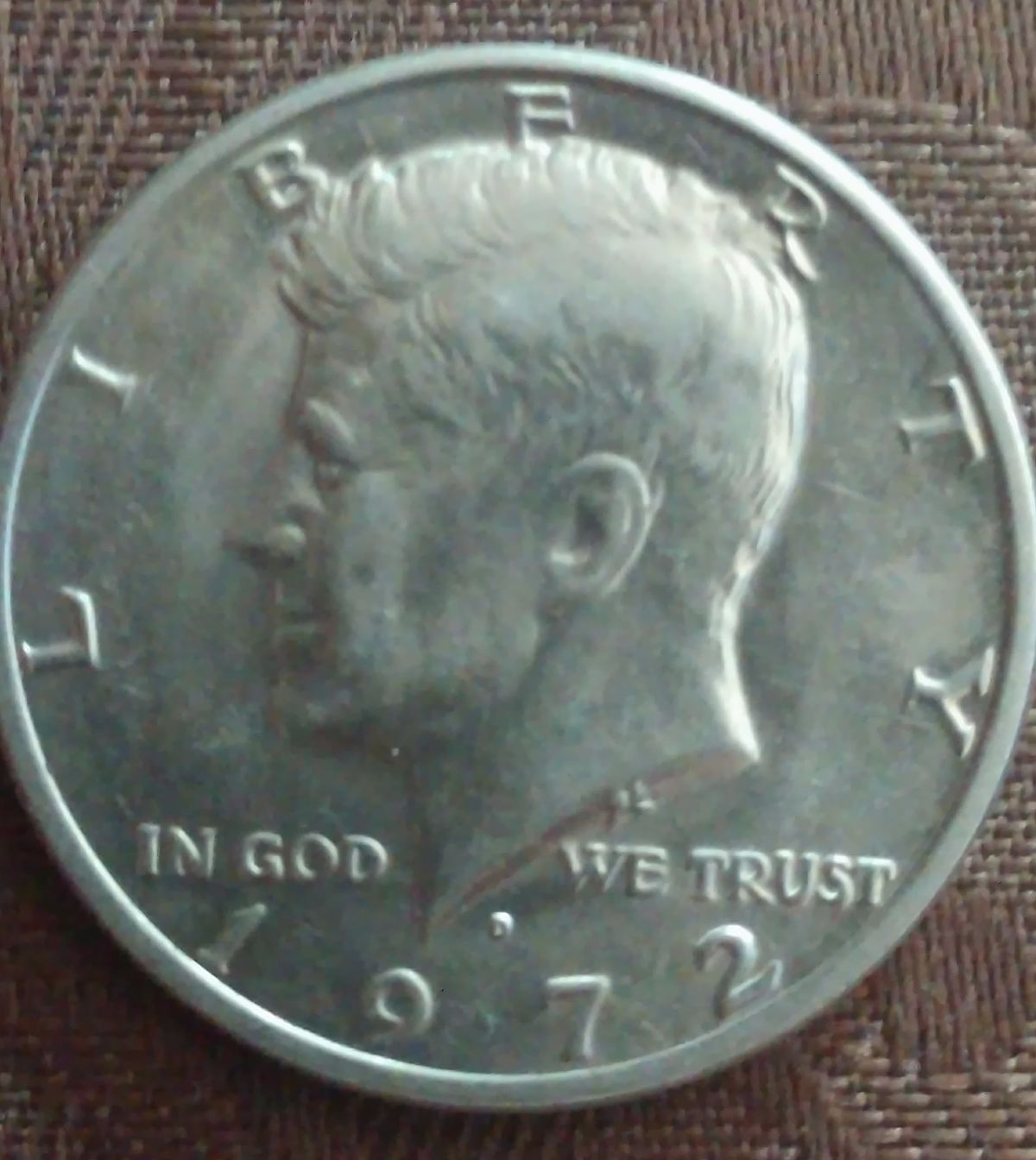 1972-D-Half-Dollar-Reverse-Lettering